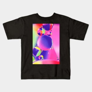 Colorful close up of oil drops in water Kids T-Shirt